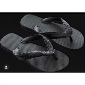 Black gator leather flip flop Sandals Rhonda Ochs